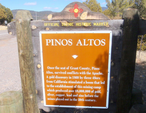 The welcome sign of the rugged western town of Pinos Altos.